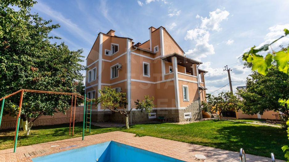 Vânzare, casă, 3 nivele + 8 ari, str. Alexandru Marinescu, Buiucani - Poză 1