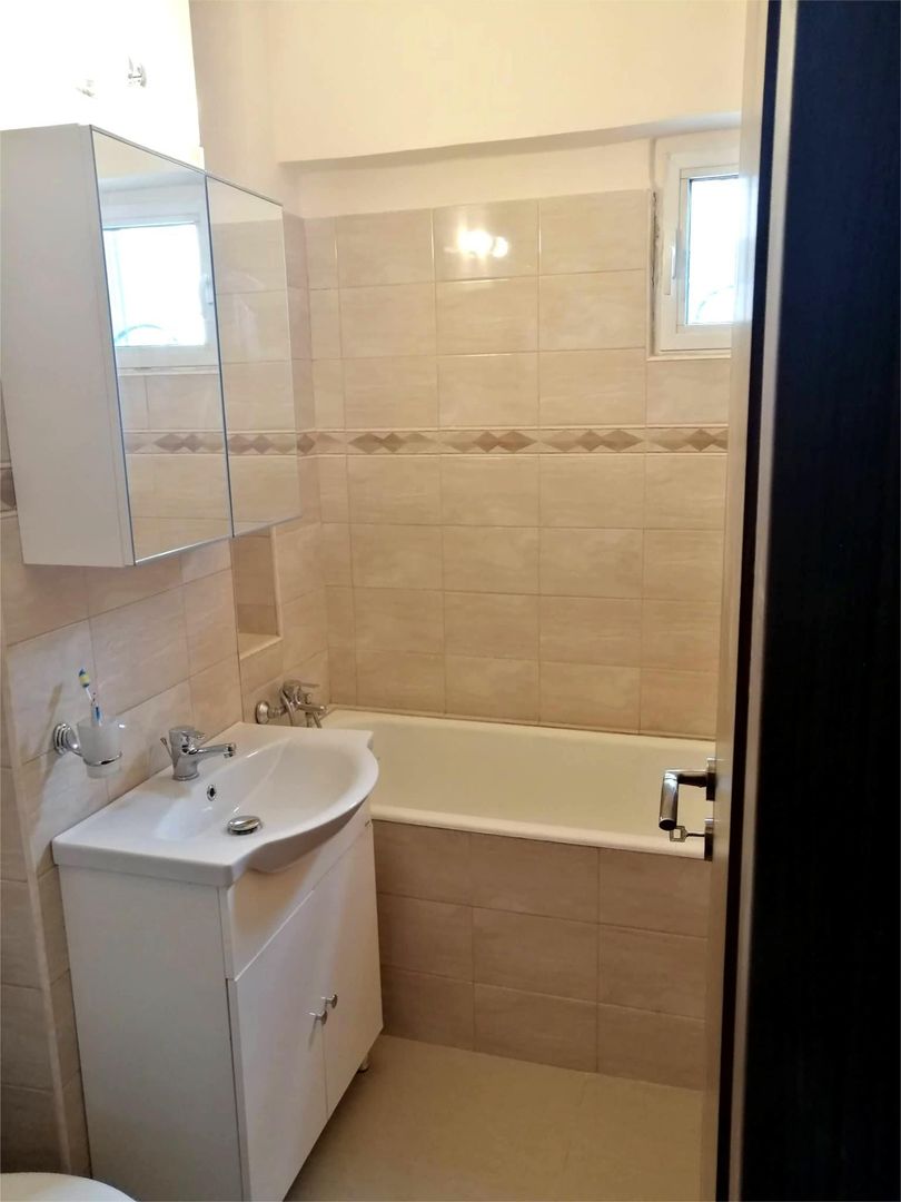 Apartament superb 4 camere, Capitale,  reabilitat, vedere dublă -Dorobanți - Poză 5