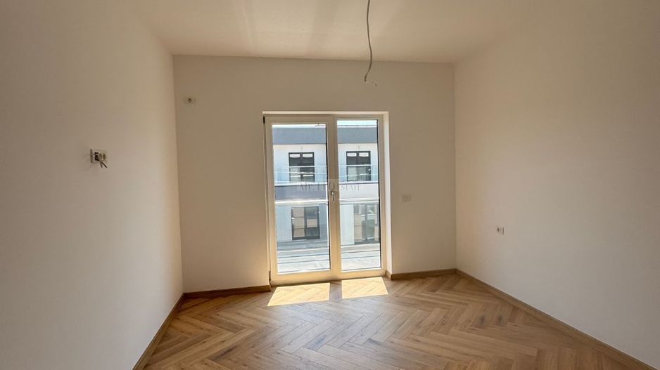 Penthouse spațioas și modern, cu terasă panoramică - Torontalului - Poză 11