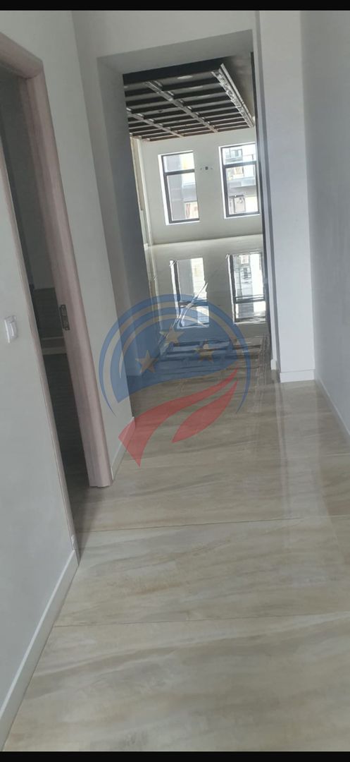 Spatiu comercial ultracentral/ de vanzare/ de inchiriat/ Craiova - Poză 1