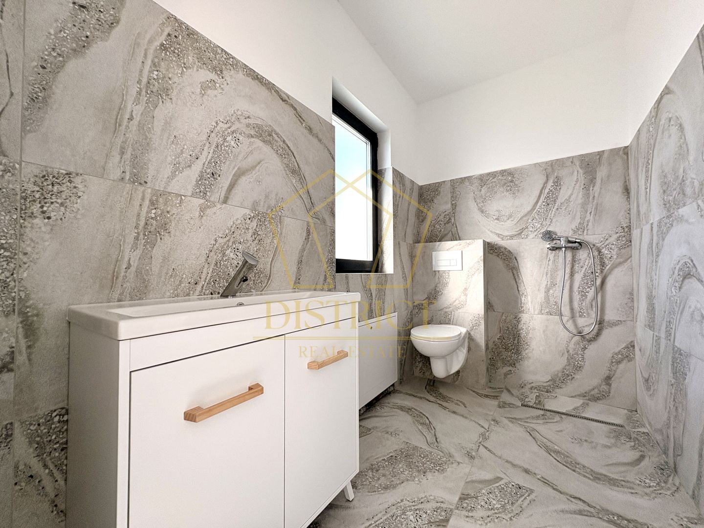 Duplex modern cu 4 camere si 3 bai | Mosnita Noua | VALERY - Poză 10