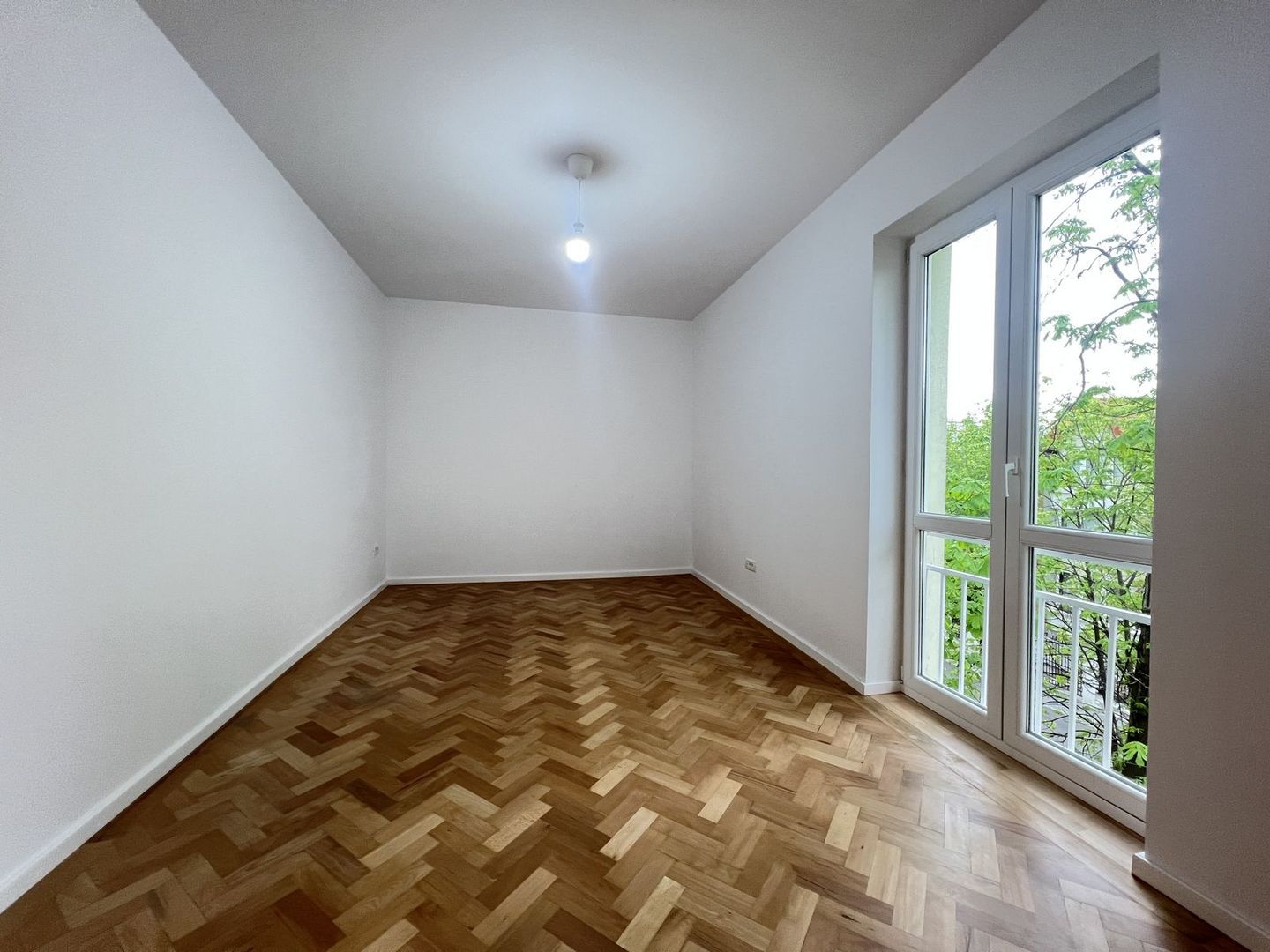 2 camere renovat complet | boxa | Floreasca - Poză 13