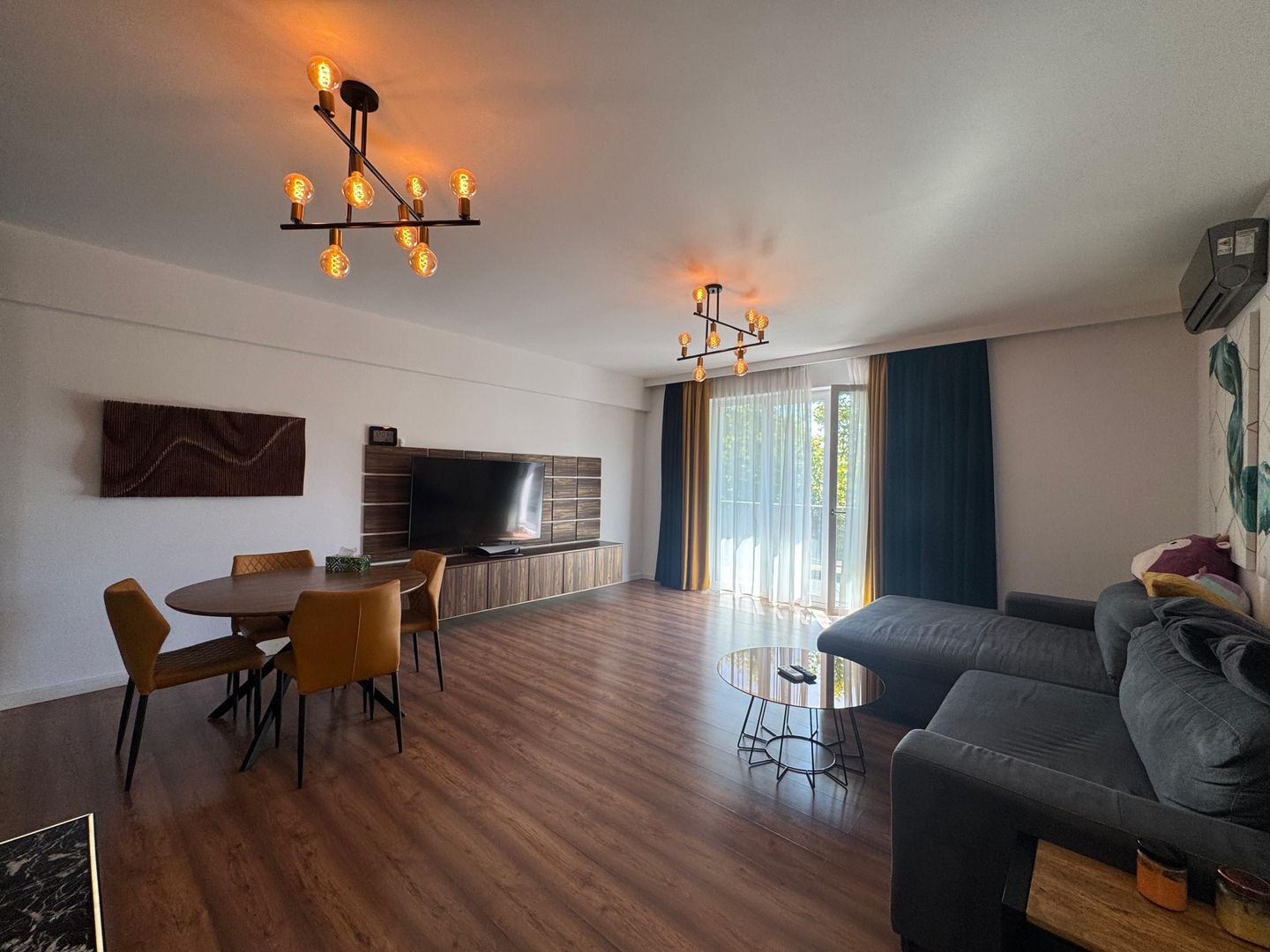 3 CAMERE + LOC DE PARCARE || SISESTI - Poză 5