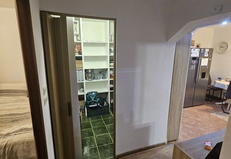 Apartament 3 camere  zona Dambovita - Poză 9