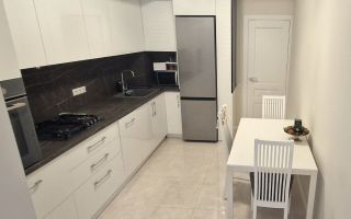 Chirie, apartament, 3 camere, str. Sprîncenoaia, Centru - Poză 1