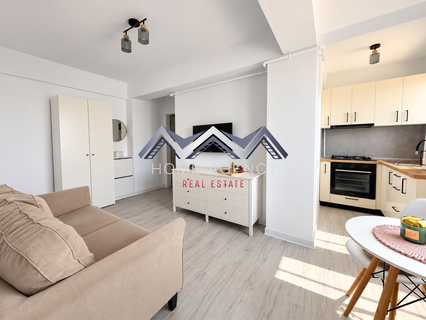 Apartament 2 camere | prima închiriere | Otopeni central - Poză 1