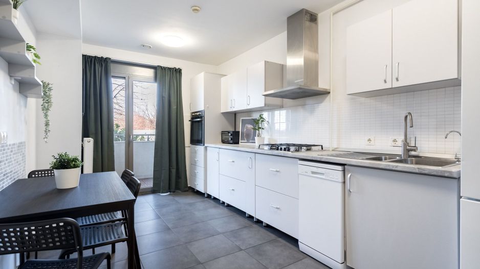 COMISION 0% - Apartament 4 camere superb 130mp, cu terasa, in incinta Green Lake - Poză 11