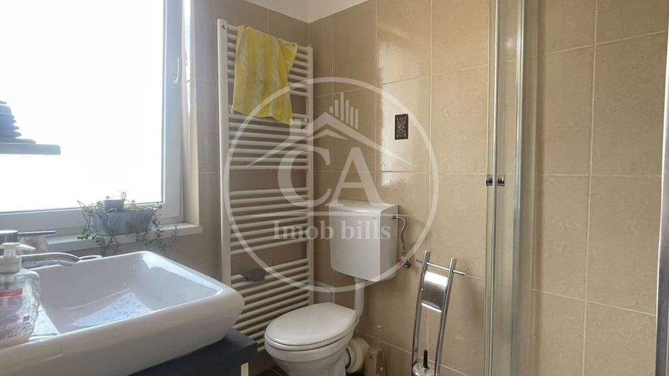 Casa de vanzare cu 4 camere in Oșorhei, Bihor - Poză 9