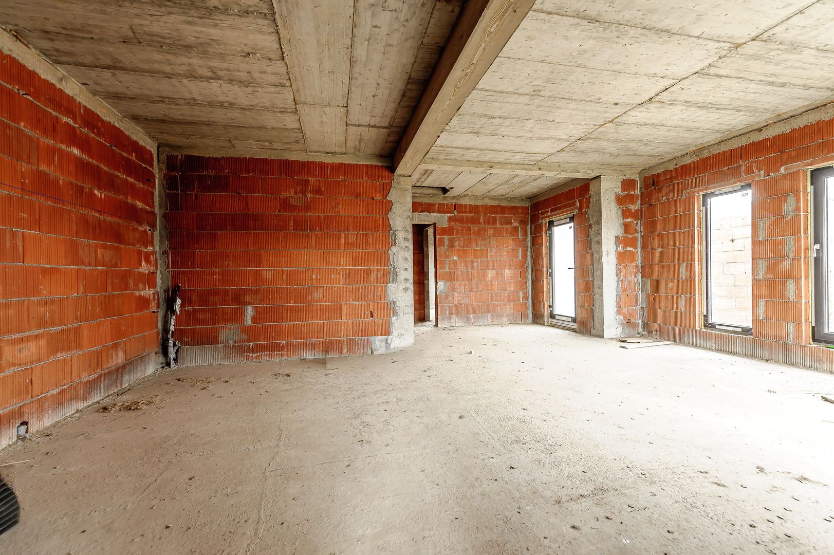 Casă nefinisata la sol in Fântânele, cartier nou Comsion 0 - Poză 10