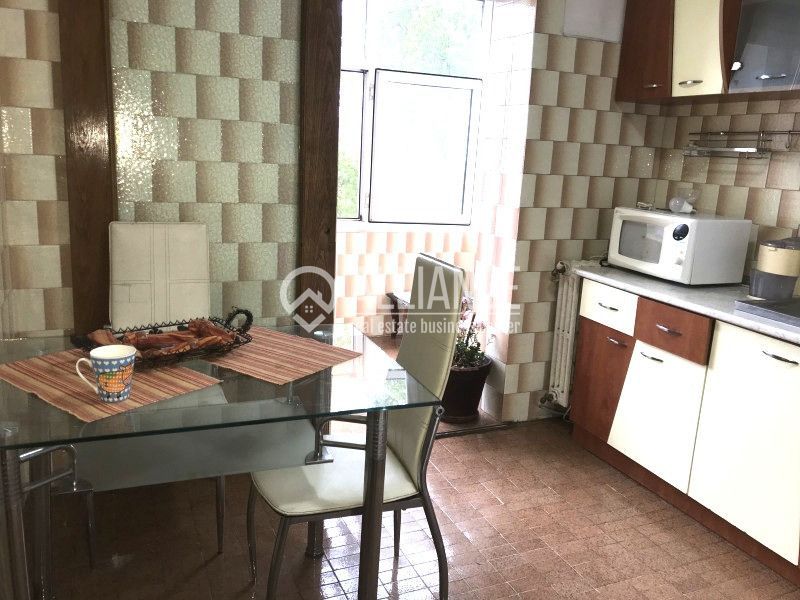 GARA-ABATOR- Apartament de 3 camere foarte spatios si luminos! - Poză 6