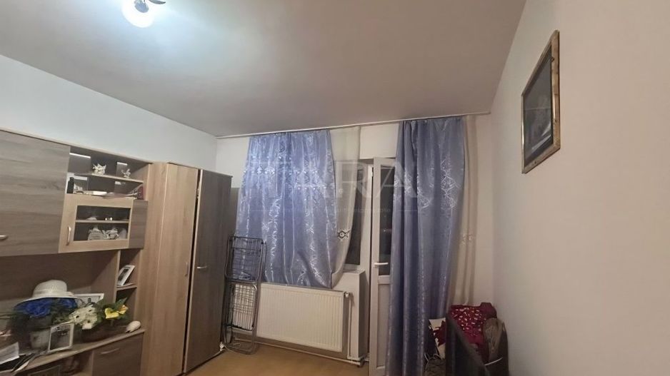 Apartament cu 2 camere decomandate, 50 mp, balcon. - Poză 5