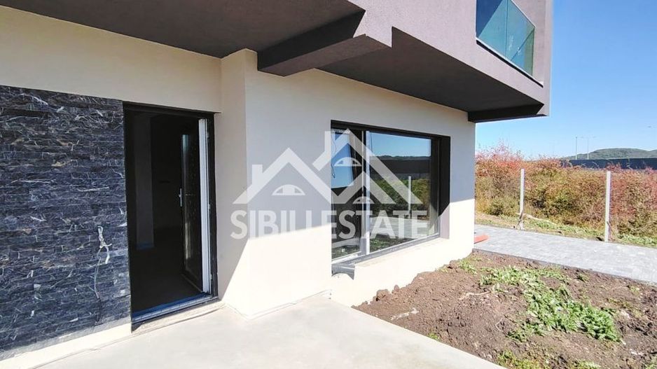 Casa noua Sibiu, Selimbar  teren 790 mp, garaj dublu, terase - Poză 14
