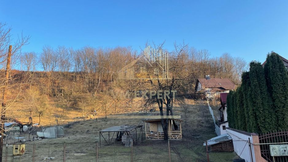 TEREN INTRAVILAN 700 MP VISOI CAMPULUNG - Poză 4