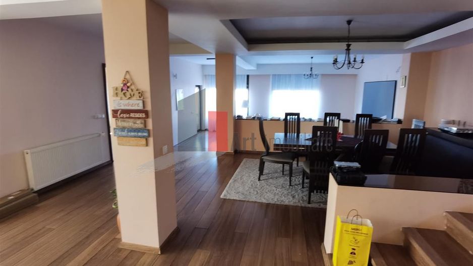 VIla 11 Camere Cernica - Poză 30