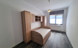 Apartament cu 3 Camere, Etaj Intermediar, Bloc Nou, Centru - Poză 6