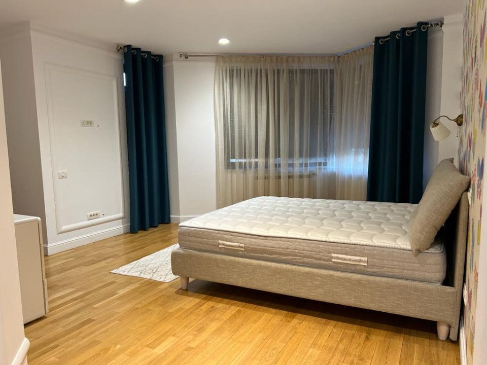 Vila P+1E+T in Faleza Nord / Consilieri - Poză 11