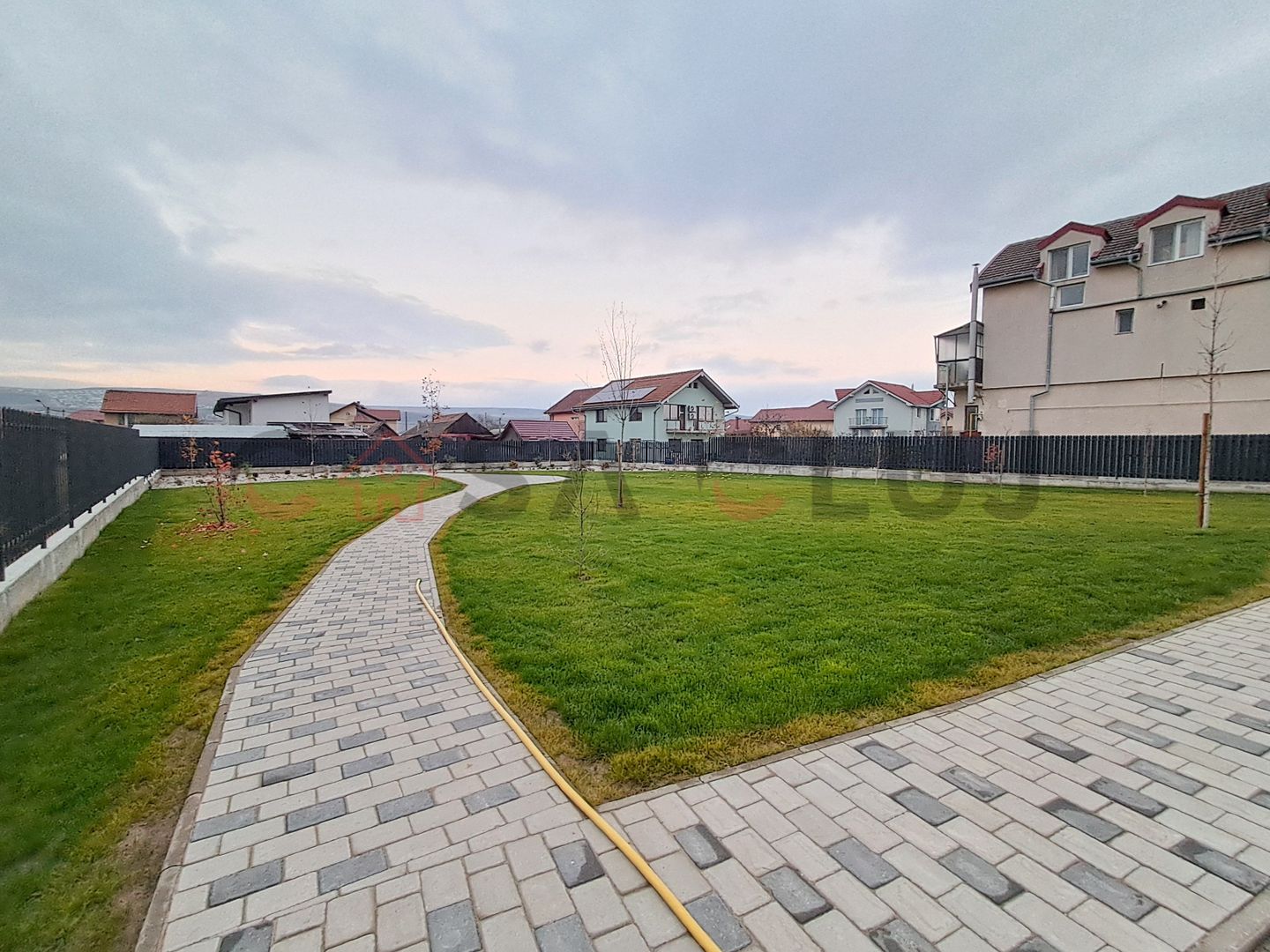 2 camere, Predare La Cheie, Terasă 14 mp, Parcare Subterană Inclusă!! - Poză 4