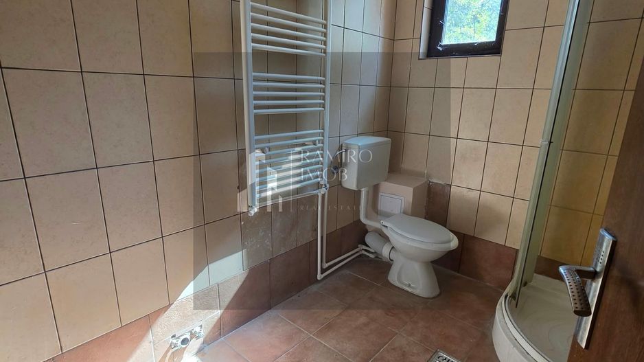 Casa individuala  Soseaua Fundeni Sector 2 Vedere Lac - Poză 11