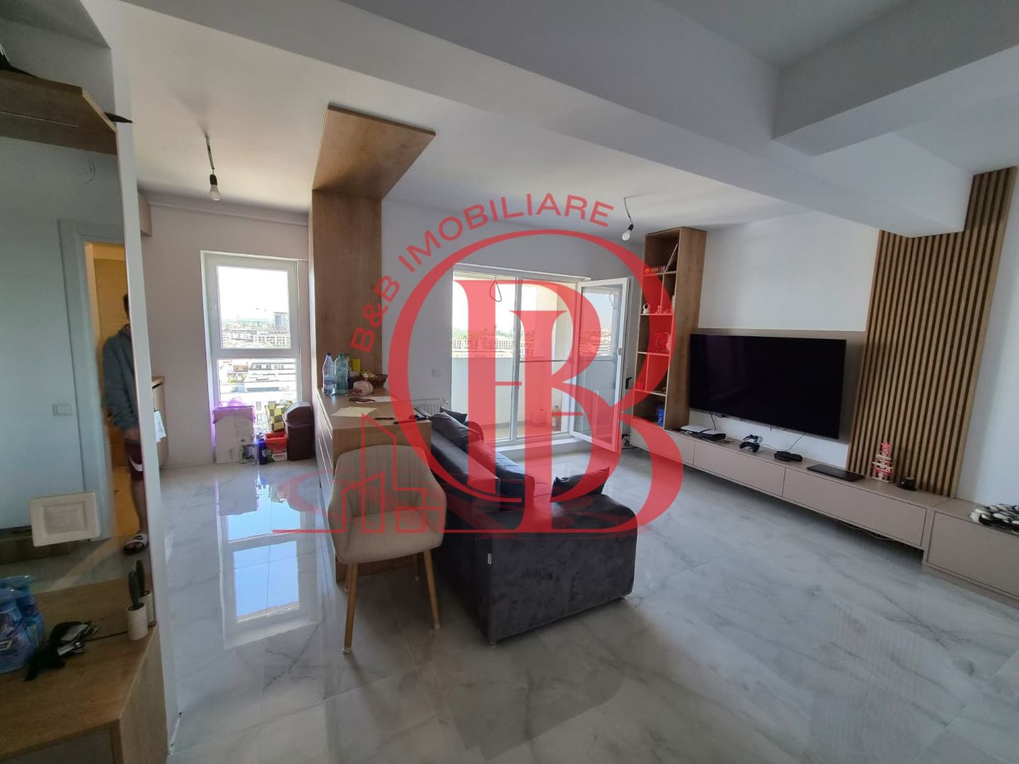 Apartament 3 camere Duplex 12 min Metrou Teclu Parcare Inclusa - Poză 2