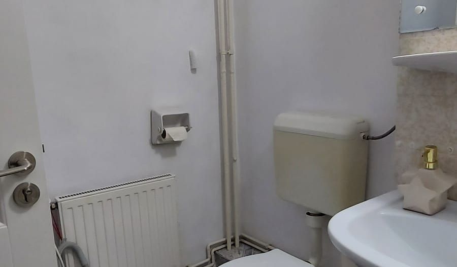 Parcul Trandafirilor, garsoniera in bloc de apartamente - Poză 8