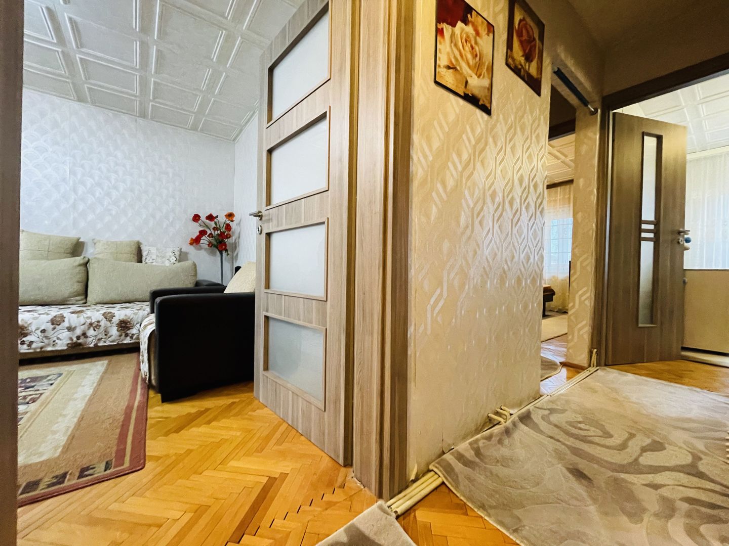 OFERTA A FOST REZERVATA - Lipovei 3 camere, decomandat | Localizare excelenta - Poză 3