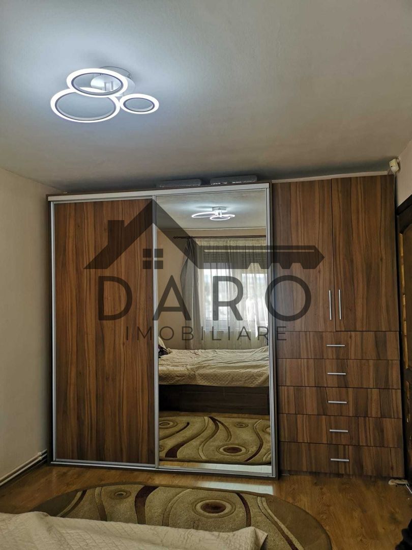 Vand apartament 3 camere - Poză 5