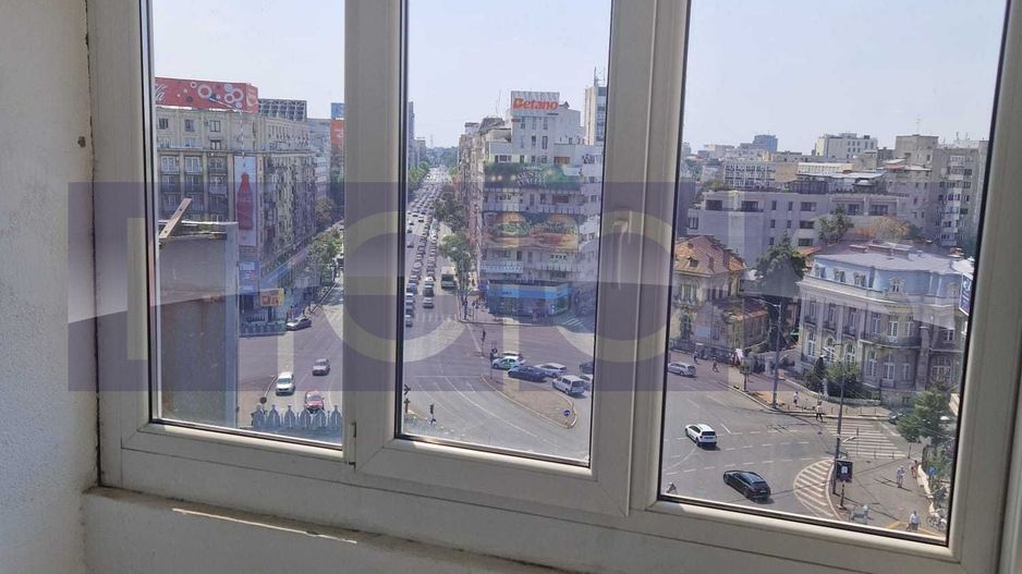 VANZARE GARSONIERA PIATA ROMANA 30MP RISK 1 NECESITA RENOVARE - Poză 2