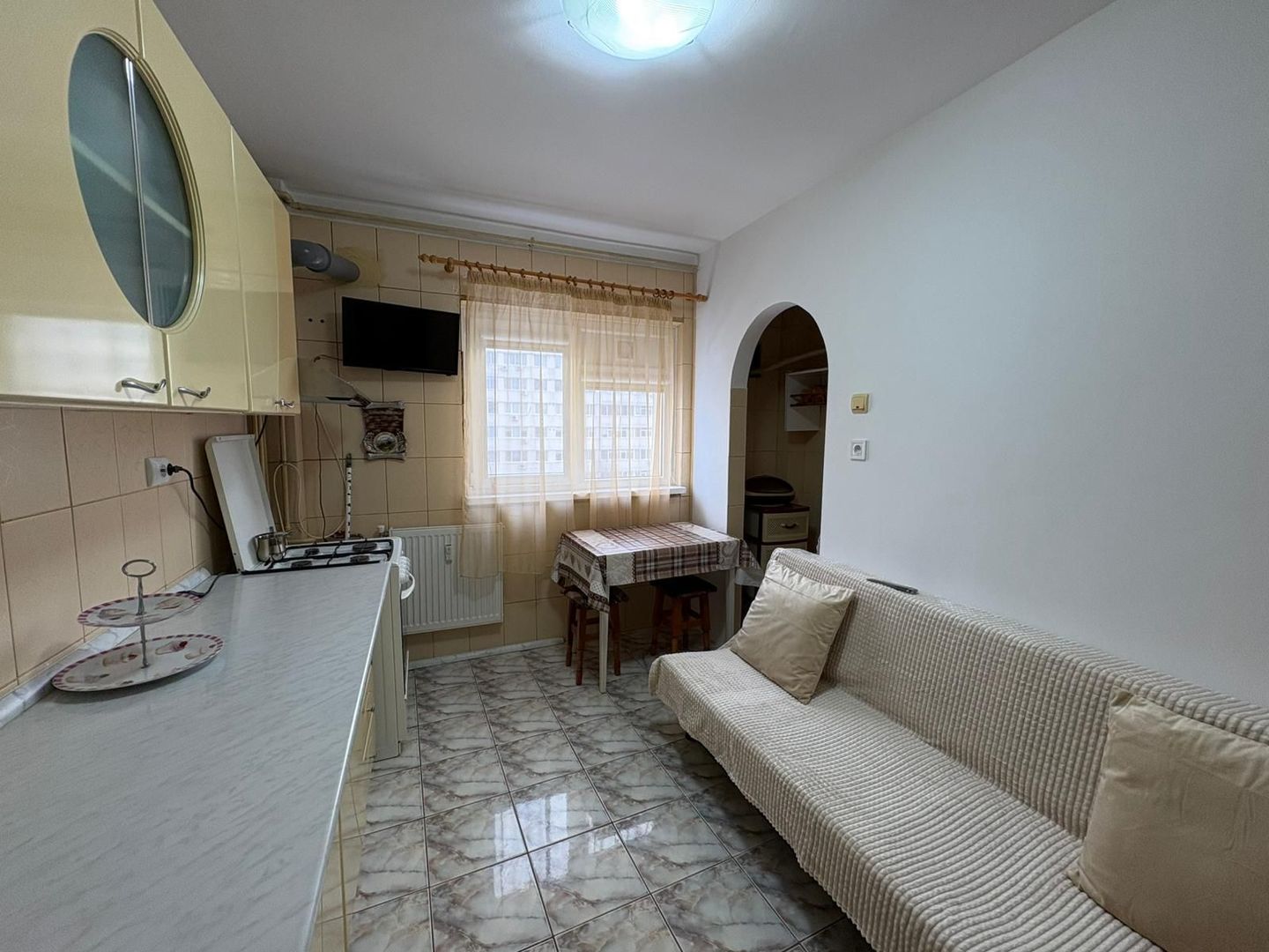 AP. 2 CAMERE PIATA SUDULUI, BLOC REABILITAT, MODERN, METROU 10 MINUTE - Poză 3