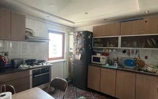 13 Septembrie | 4 camere | 94mp | et 8 | dec | 200.900 euro - Poză 8