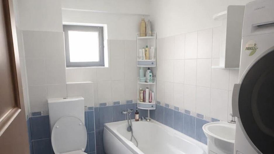 Vand apartament 2 camere - Poză 4