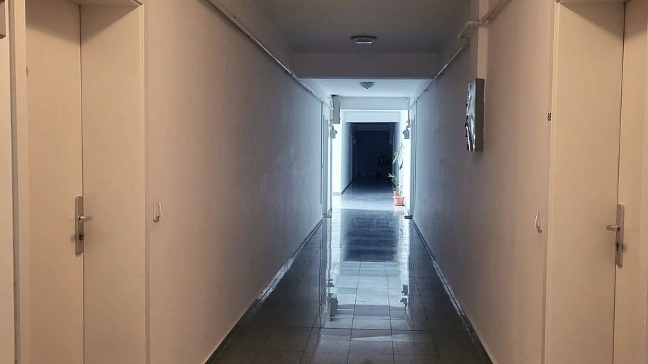 Exclusivitate - Apartament secțiune mare, cu  loc parcare - Poză 18