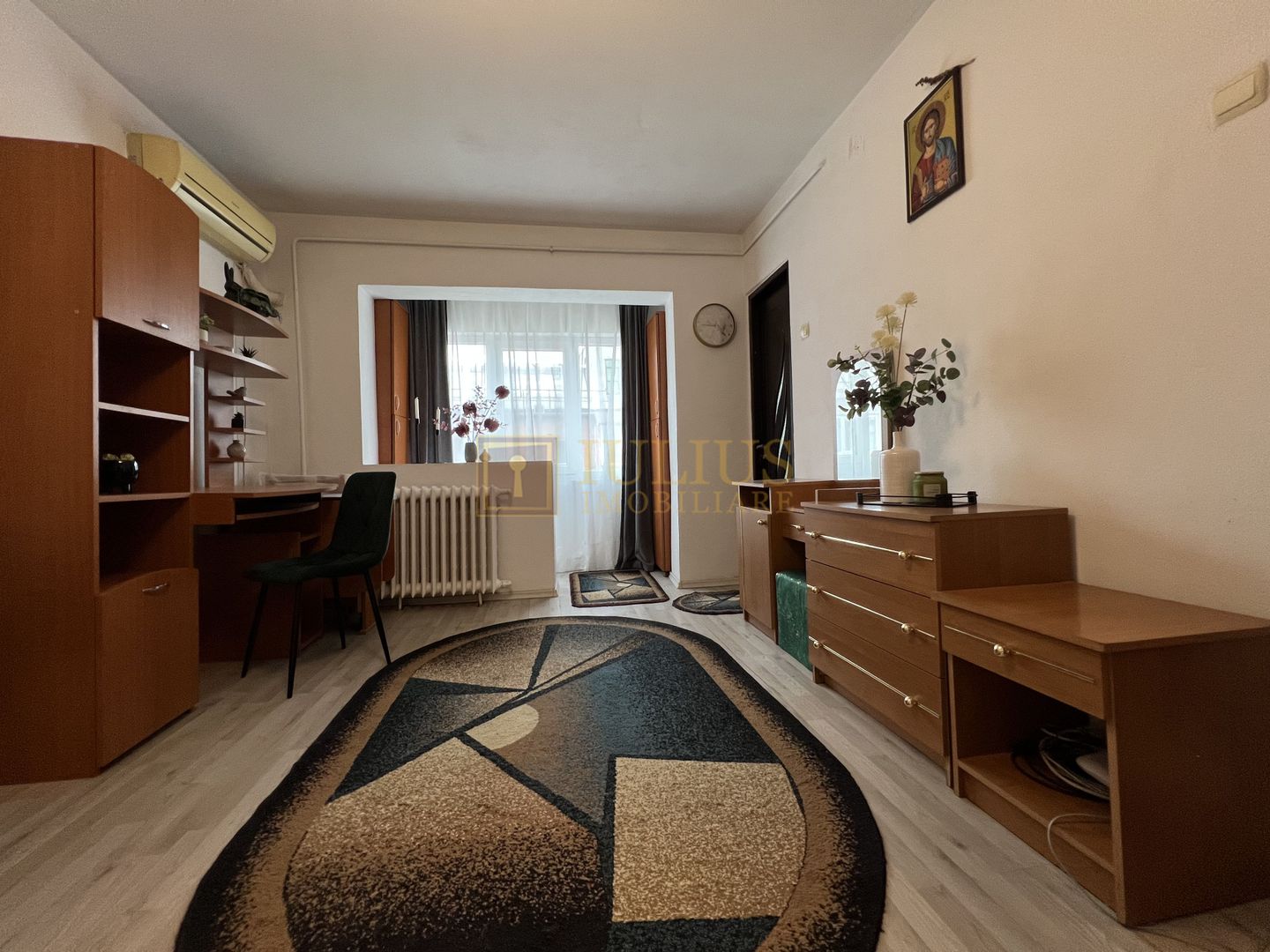 Garsoniera, 4 ap. pe nivel/etaj, conditii moderne. - Poză 3