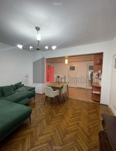 APARTAMENT DE 3 CAMERE - Poză 1