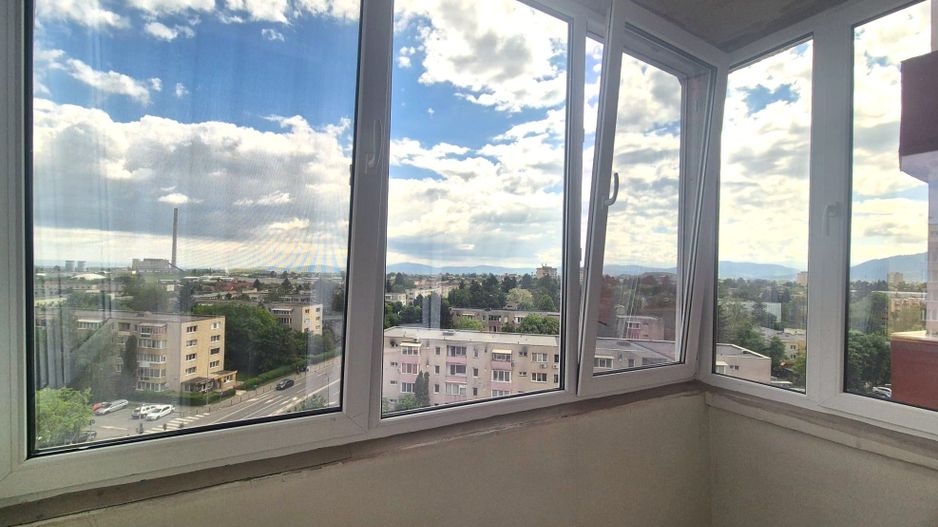 Apartament 2 camere de vânzare – Zona Gemenii | Vedere panoramică spre oraș - Poză 12