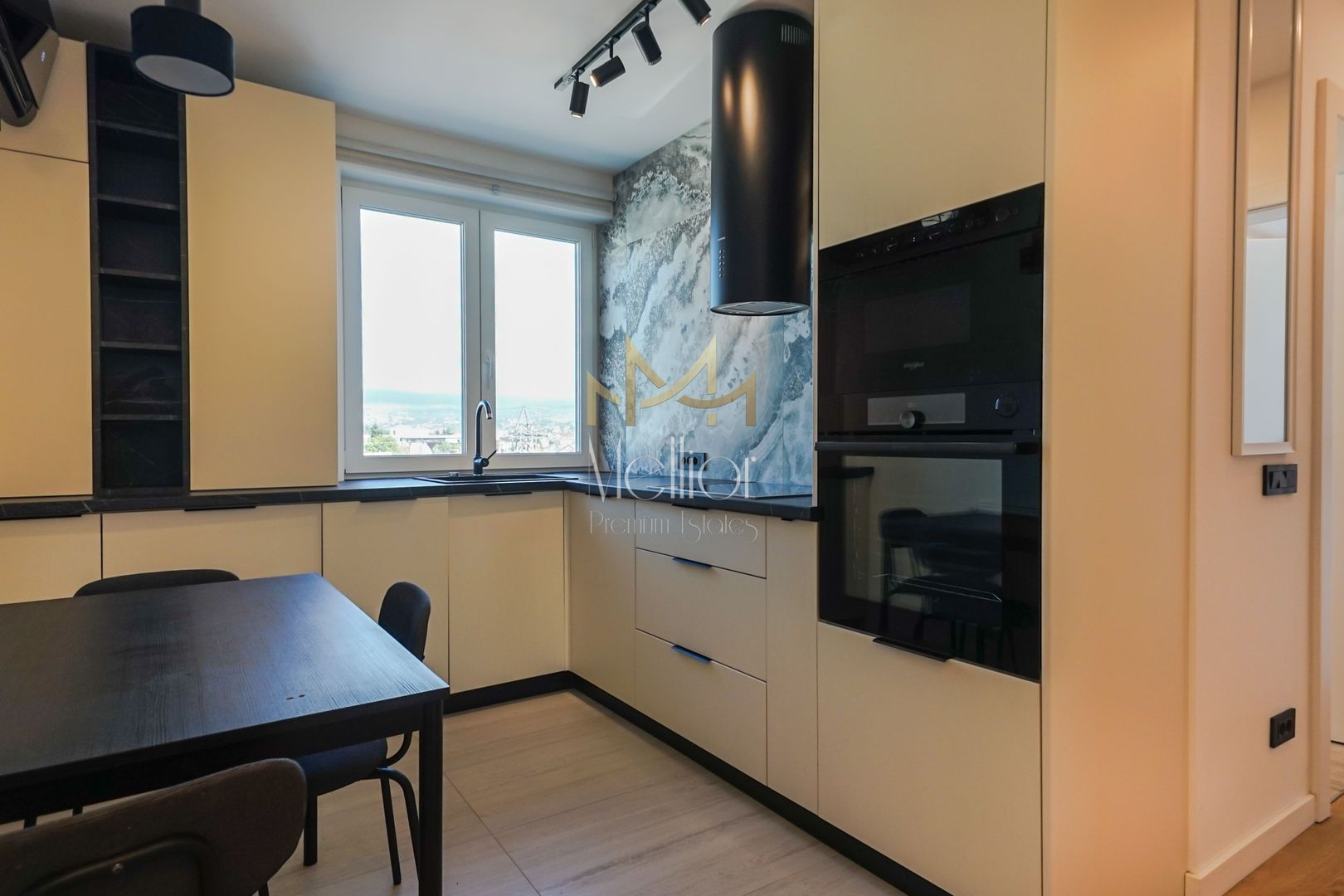 Apartament 2 dormitoare, parcare, Central, Cinema Florin Piersic - Poză 1