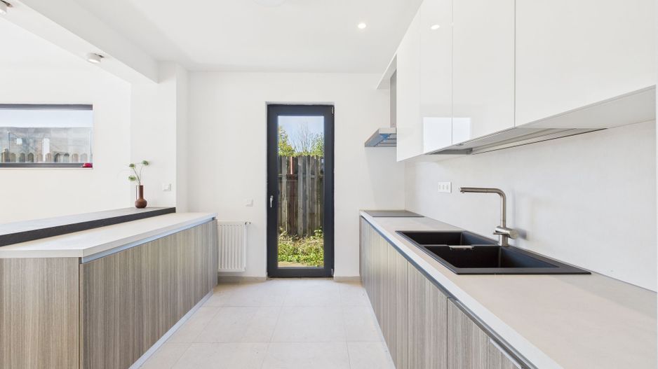 Casă modernă cu 3 dormitoare, curte și parcare – Corbeanca - Poză 16