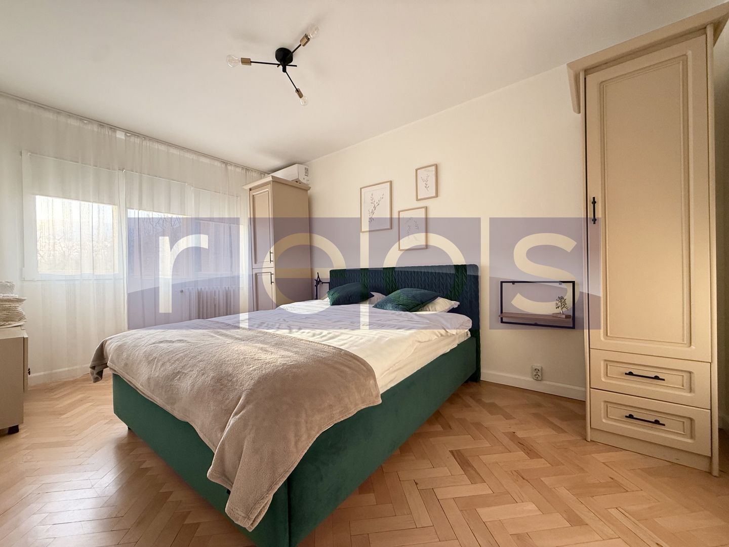 VÂNZARE 4 CAMERE | ZONA TITAN | MOBILAT ȘI UTILAT - Poză 4