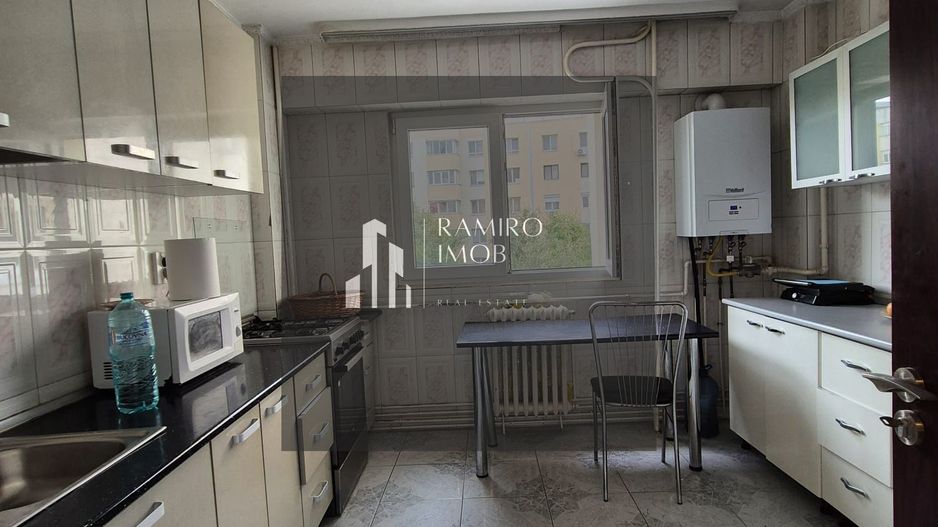 Apartament 4 camere Decomandat, Centrala, 105mp Bulevardul Chisinau - Poză 9