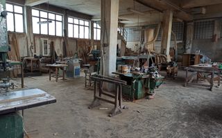 Complex de 4 hale 1705 mp-ideal prelucrare, service-Valea Ghinzii - Poză 7