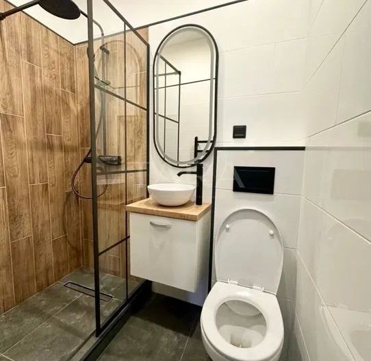 Apartament 1 camera ultracentral– renovat, într-o curte privată. - Poză 6