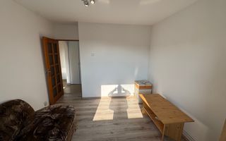 Apartament 3 camere 60 mp bloc 1980 central Filipesti de Padure! - Poză 7