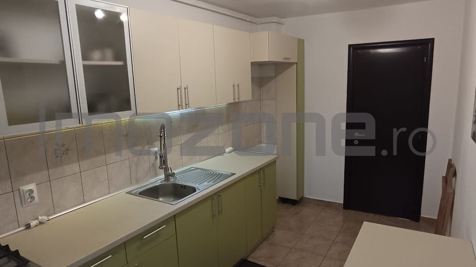 Garsoniera confort 1 sporit, 48 mp., disponibila imediat, loc de parcare - Poză 4