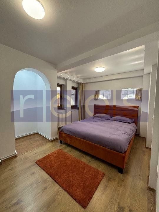 Casa/Vila D+P+1 individuala cu 3 camere | Domenii - Poză 5