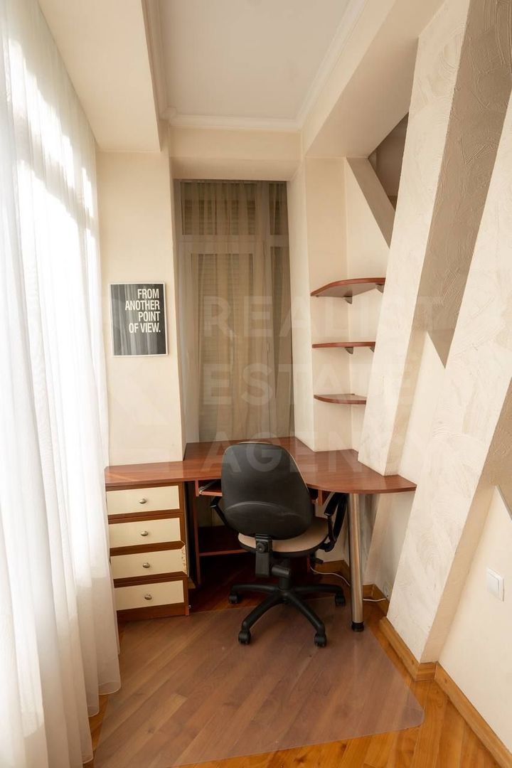 Chirie, apartament, 3 camere, str. Colina Puşkin, Centru - Poză 4