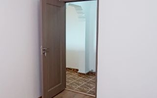 Apartament cu 2 camere decomandate, in cartierul Astra-Mercur - Poză 10