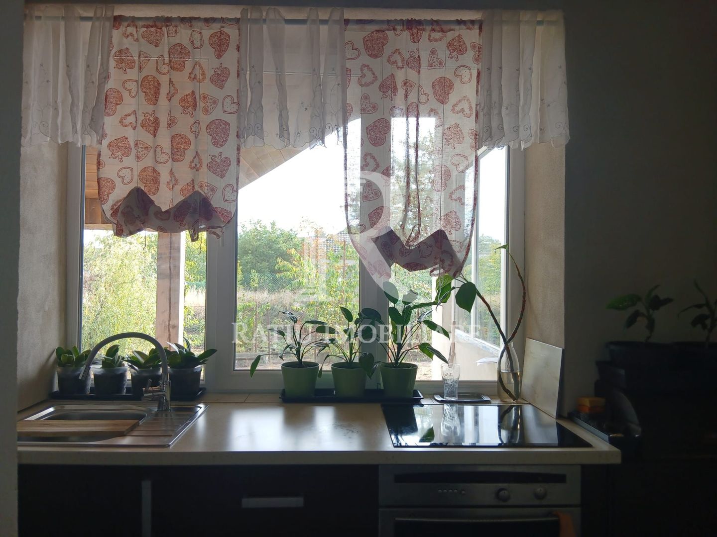 Casa 3 Camere + Anexe de Vanzare  | 125 + 73 mp | Santaul Mare | Bihor - Poză 12