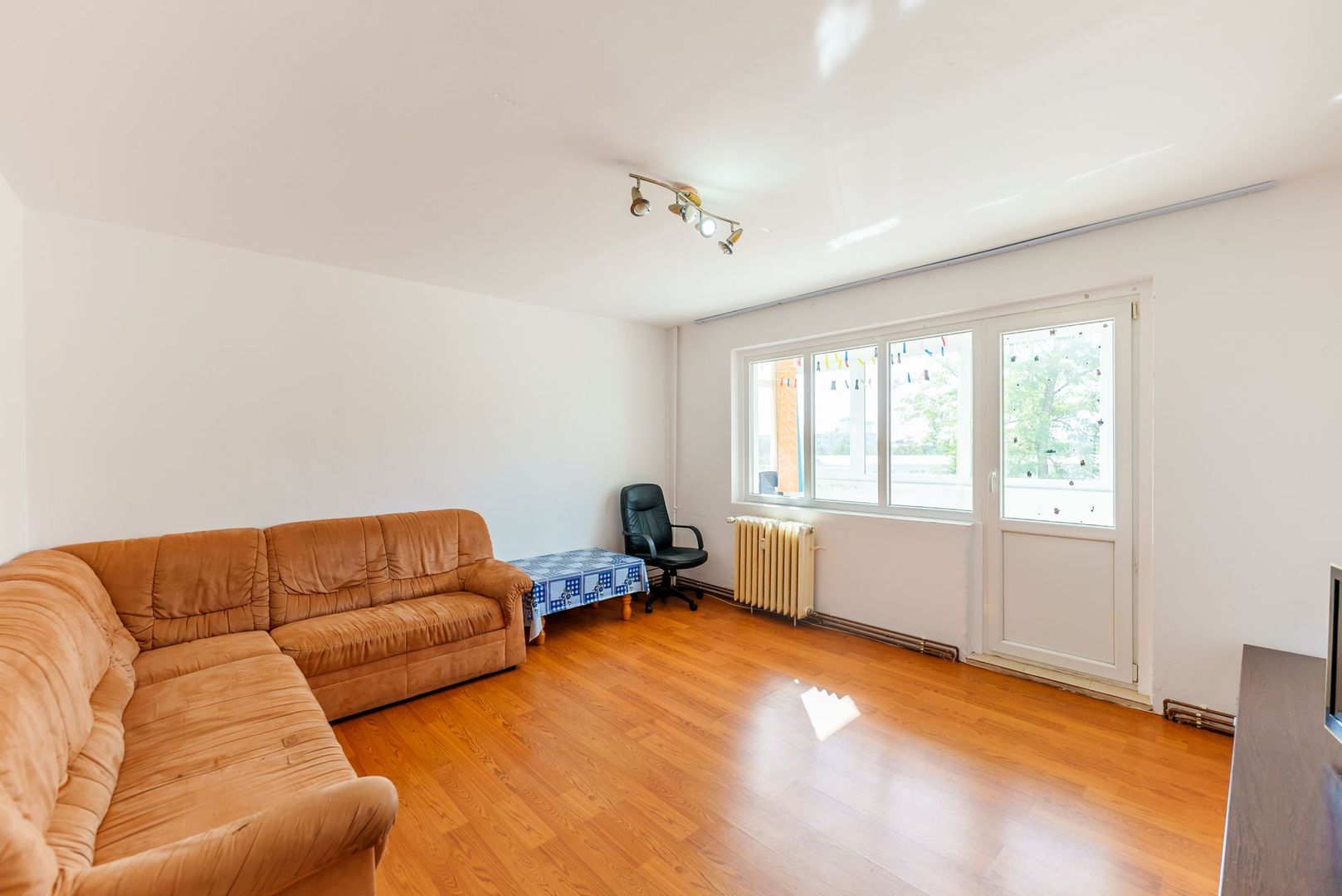 Apartament cu 3 camere de închiriat Vlaicu - Poză 17