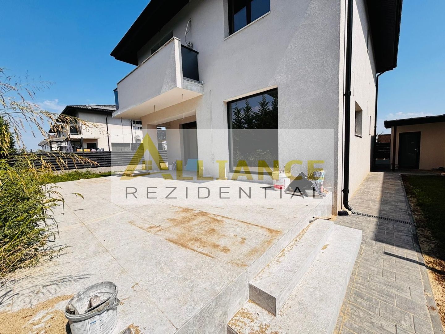 CASĂ MODERNĂ, COMPLET MOBILATĂ – 4 CAMERE |135 MP UTILI | 365 MP TEREN - Poză 3