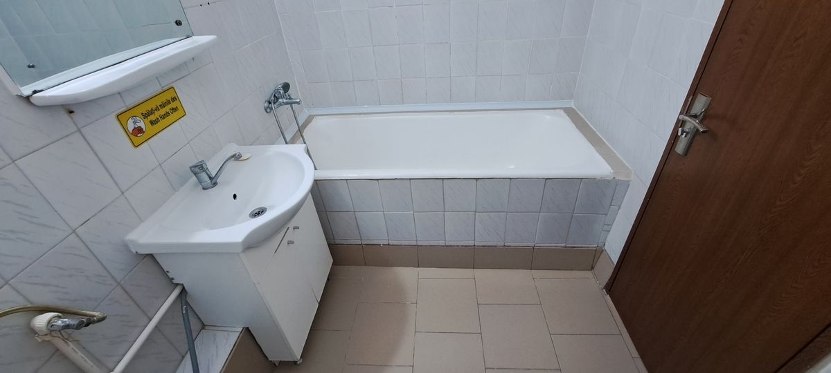 Apartament 2 camere renovat complet, etaj intermediar, liber imediat - Poză 6