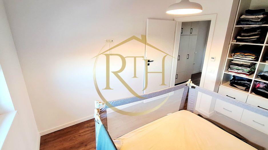 Oferim spre vanzare Casa tip Duplex, situata in Giroc in apropiere de DAF - Poză 14